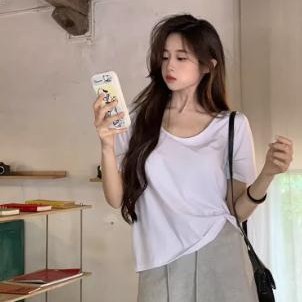 2025初夏穿搭新款女装夏季白色正肩短袖T恤宽松小衫打底衫上衣