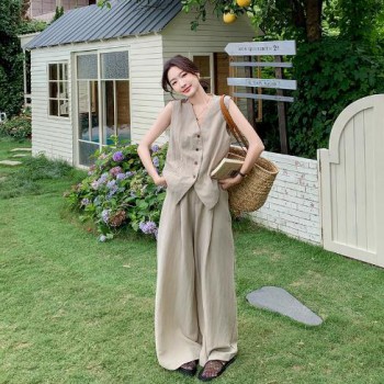 韩系气质慵懒松弛高级感套装女夏季2025新款无袖上衣阔腿裤两件套