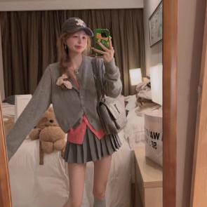 Yukiss灰色高腰西装百褶短裙女秋韩系修身遮胯显瘦百搭A字裙ins潮