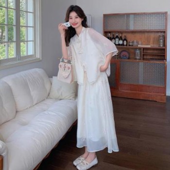 新中式国风刺绣套装裙女夏改良轻薄盘扣上衣高腰白色半身裙两件套