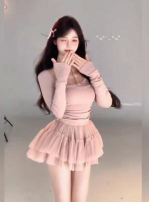 微胖法式甜辣妹方领长袖粉色上衣女早秋性感高腰a字蓬蓬半裙套装